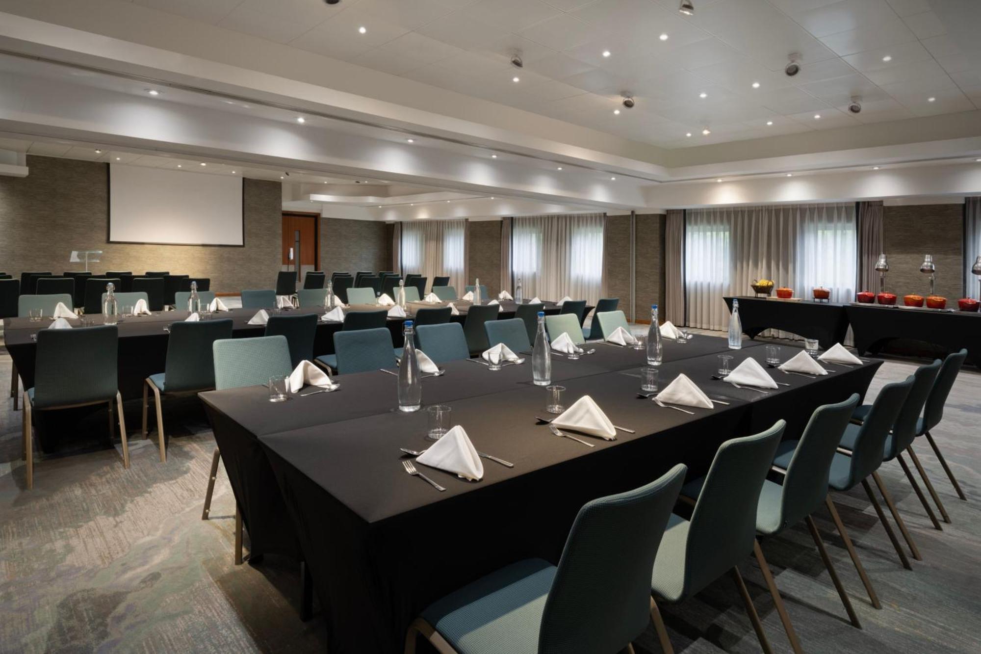 Delta Hotels By Marriott Manchester Airport Hale  Εξωτερικό φωτογραφία