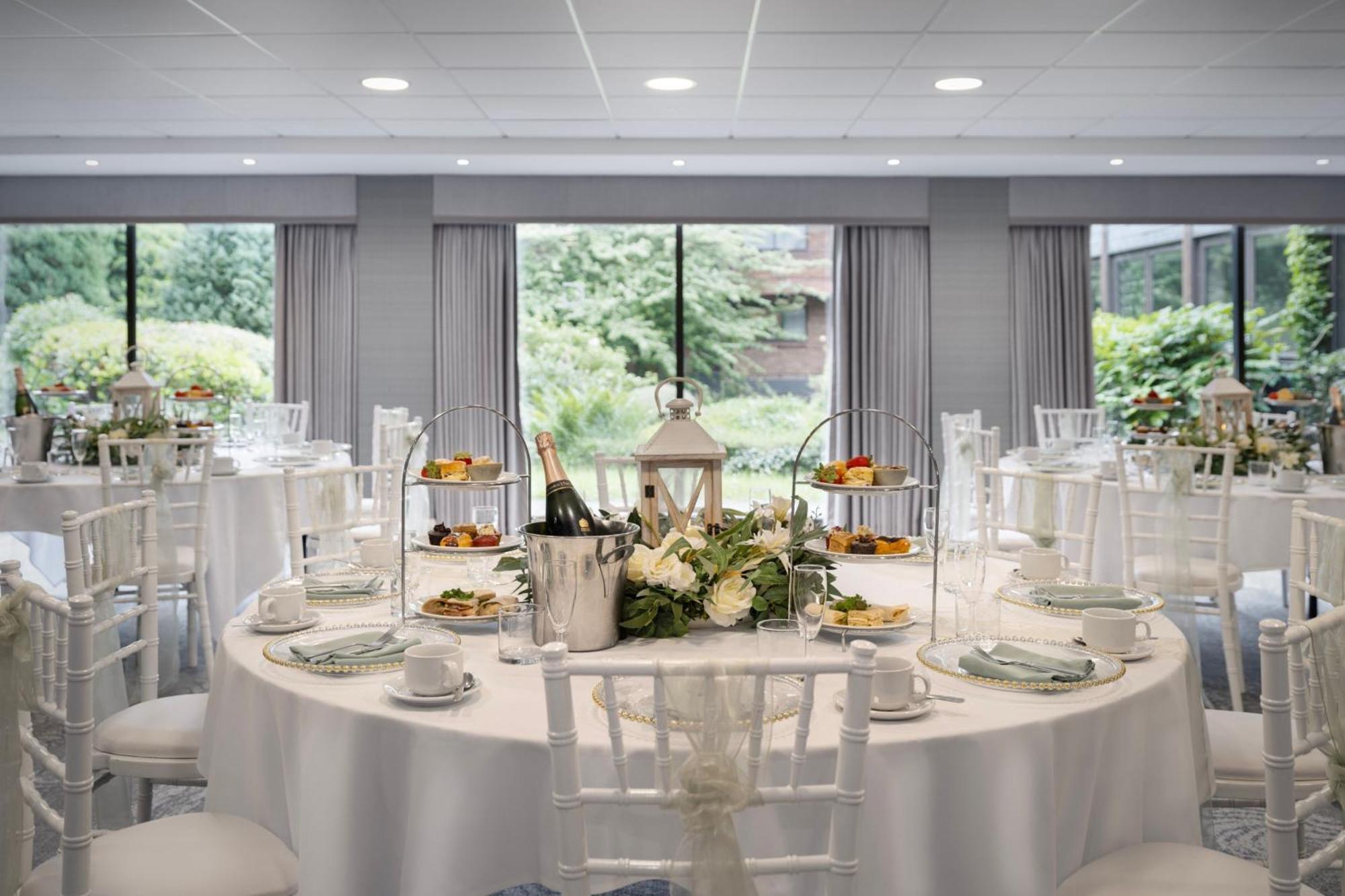 Delta Hotels By Marriott Manchester Airport Hale  Εξωτερικό φωτογραφία