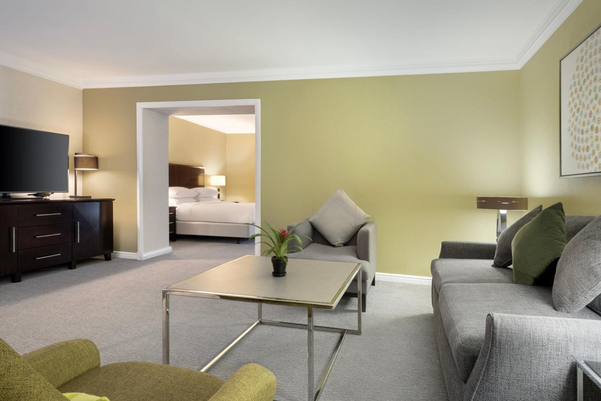 Delta Hotels By Marriott Manchester Airport Hale  Εξωτερικό φωτογραφία
