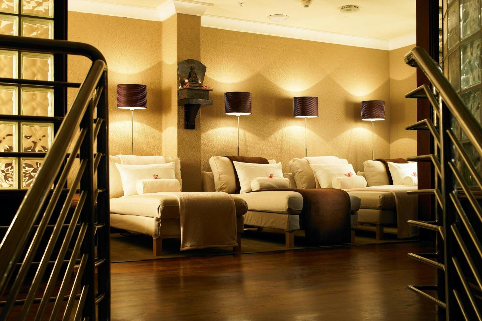 Delta Hotels By Marriott Manchester Airport Hale  Εξωτερικό φωτογραφία